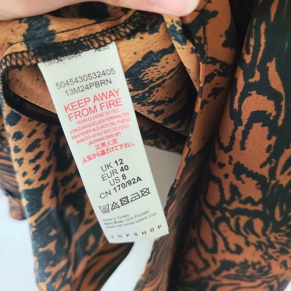 TopShop Black & Brown Tiger/Leopard Print Mixed Animal Pattern Button Down Shirt - Picture 8 of 10